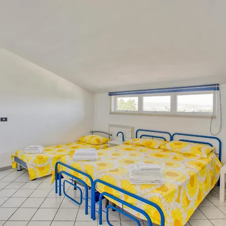 Gorgeous Home In Rosolini *