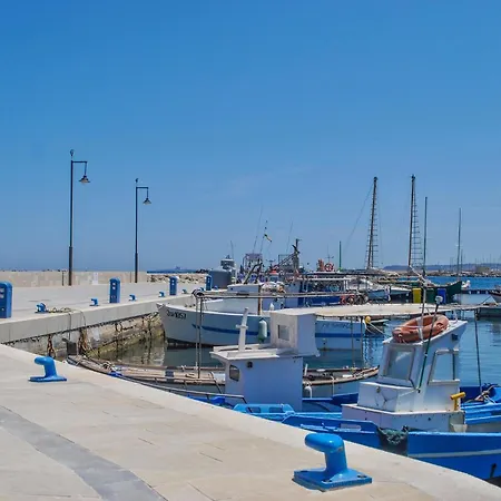 3 Bedroom Cozy In בית נופש