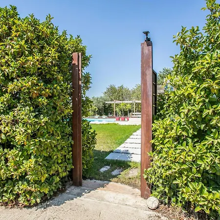 3 Bedroom Cozy In בית נופש