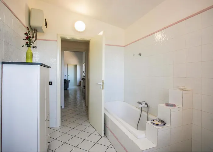 3 Bedroom Cozy In Casa vacanze *