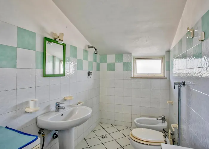 3 Bedroom Cozy In *