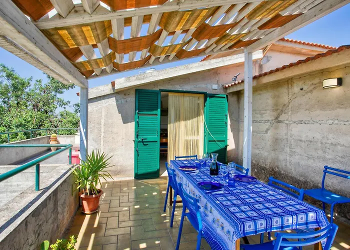 3 Bedroom Cozy In Casa vacanze Rosolini